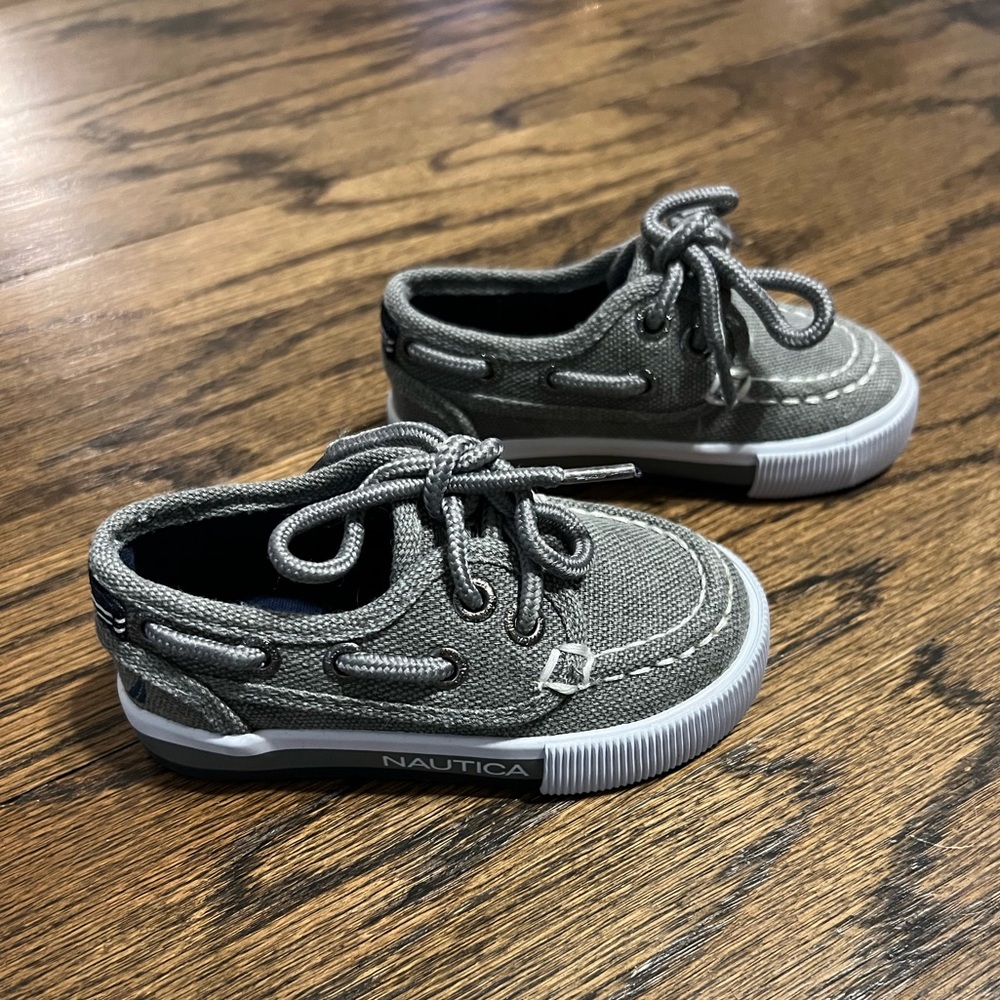 Nautica Boat Shoes - Picture 3 of 4